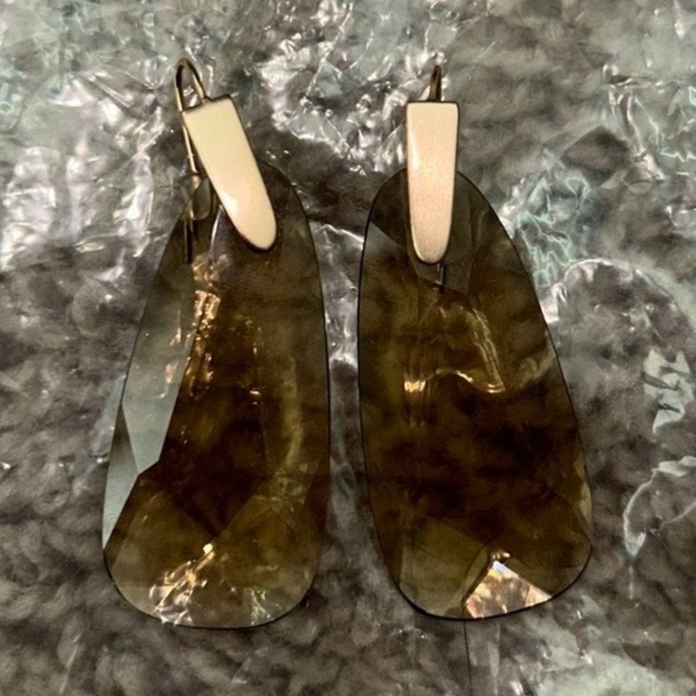 kendra Scott earrings